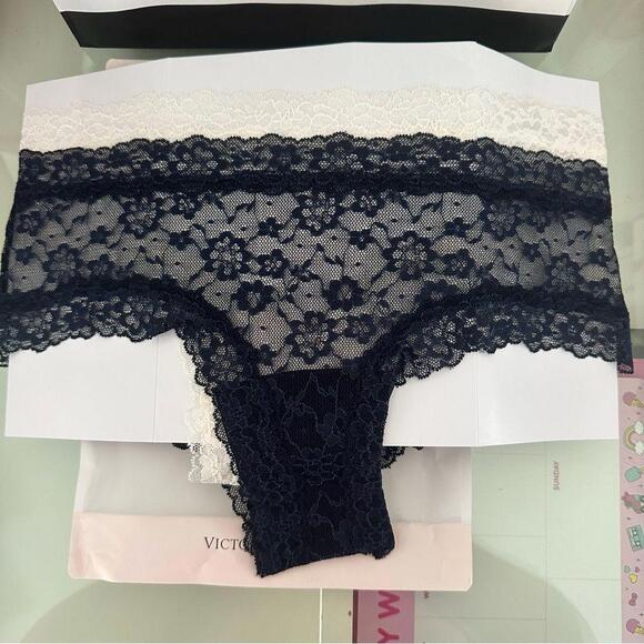 Victoria’s Secret Lace Cheeky Panties - Picture 5 of 6